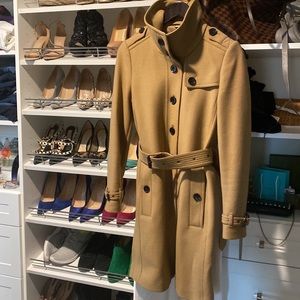 Burberry wool coat. Perfect condition.